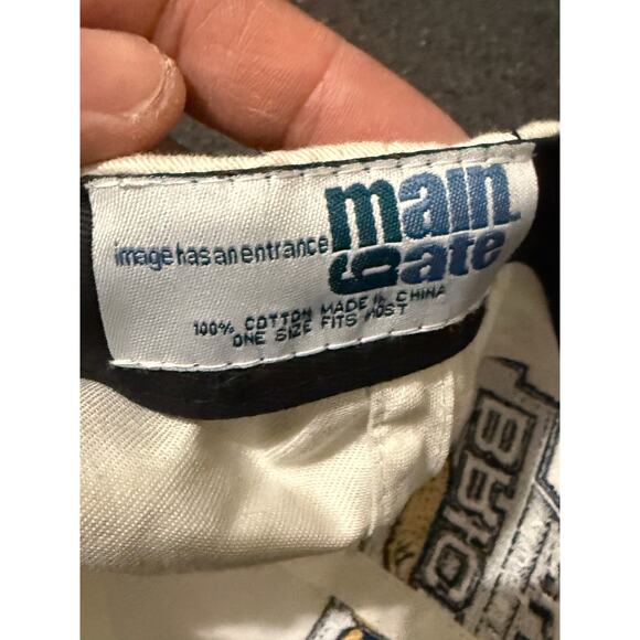 Vintage Brickyard 400 August 8 2004 Mens White Adjustable Strapback Hat Cap - Picture 9 of 9